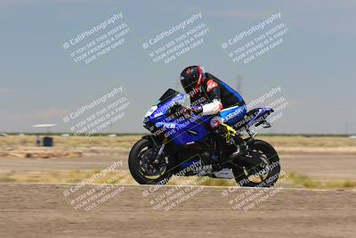 media/Jul-22-2022-TrackDaz (Fri) [[ca4971259a]]/Group B/130pm (Wheelie Bump)/
